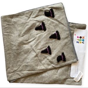 Novogratz Hand Embroidered Halloween Witch Hat Grey Black Table Runner NWT